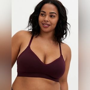 Torrid Burgundy Lightly Lined Seamless Flirt Racerback Bralette, size 00